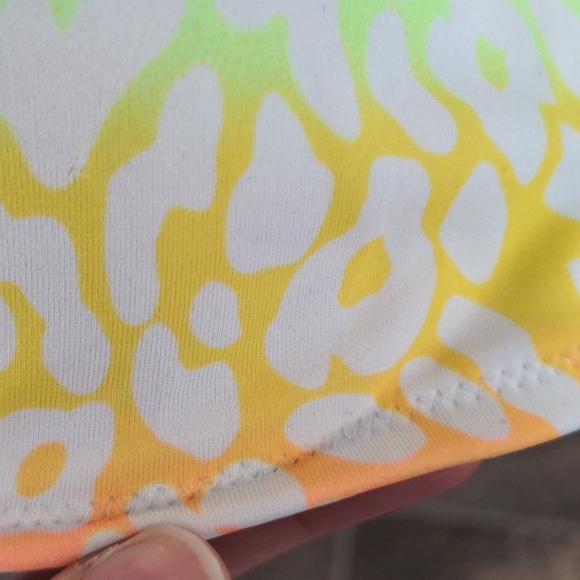 Neon leopard print bikini top - Picture 6 of 9
